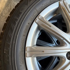 スタッドレス4本 アルミホイール込み　ブリヂストン VRXの画像