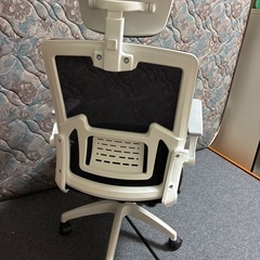 パソコンチェアの画像
