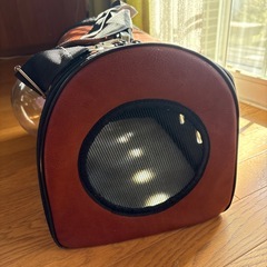 ペット入れの画像