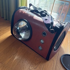 ペット入れの画像