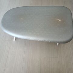 アイロン台(高さ18cm)の画像