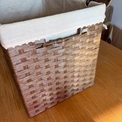 廃棄予定お早めに！蓋付き収納バスケットの画像