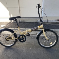折りたたみ自転車の画像