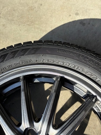 ハスラースタッドレス　165/60R15