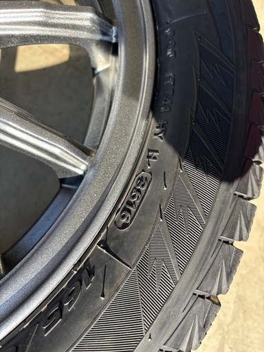 ハスラースタッドレス　165/60R15