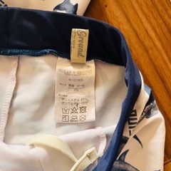 オーシャン&グランド　サメ柄 水着ラッシュガードセット 100cmの画像