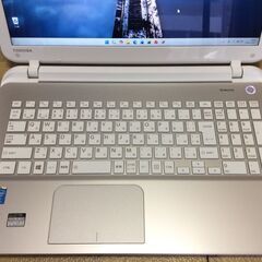 【超美品 高性能i7 メモリ16GB フルHD 】東芝ノートパソコンdynabook B45/66MG　Win11 Corei7 メモリ16GB SSD256GB Officeインストールの画像