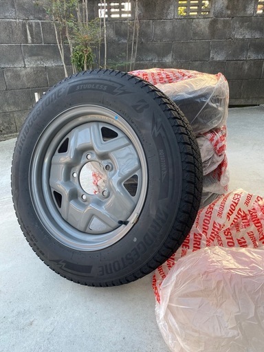 ブリヂストン BLIZZAK DM-V3 175/80R16 スタッドレス