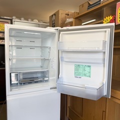 【超美品‼️】ハイセンス2022年製 283Lノンフロン冷凍冷蔵庫 自動製氷 高級ガラスドア セレクトチルド室 ホワイト♪の画像