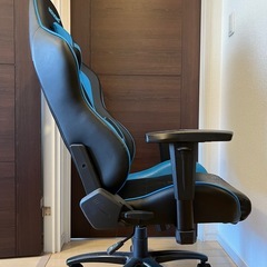 ゲーミングチェアの画像