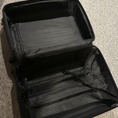 スーツケースＬサイズ相当一個(TSAロック鍵なし)の画像