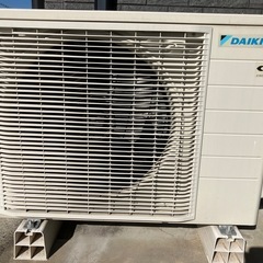 DAIKIN製ルームエアコン18畳程度用の画像