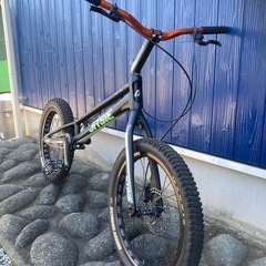 jitsie VARIALの画像