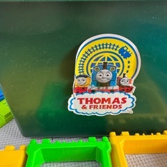 ☆説明必読のトーマス車庫とレールのセットの続きですの画像