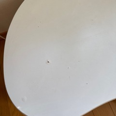 ホワイトローテーブル　傷ありの画像