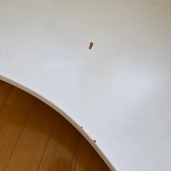 ホワイトローテーブル　傷ありの画像