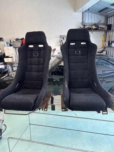 TOMバケットシート２脚‼️