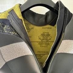 RASHセミドライ　3.5/5mm ウエットスーツの画像