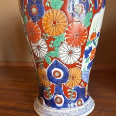 有田焼（伊万里焼）飾り壺 色絵 花紋 高級陶器の画像