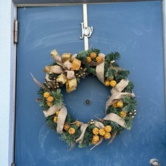 🌲クリスマスリース（大） ゴールド系の画像
