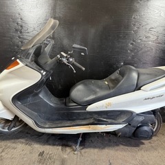 ★支払総額4.2万円★激安バイク続々入荷中！ 買取、下取り可能です！ ヤマハ マジェスティ250 白 SG03J 人気のマジェスティ！ 激安250cc！ バッテリー新品！ ちょっとした足に♪の画像