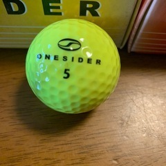 ONESIDERゴルフボールの画像