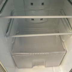 冷蔵庫　大きめ　配送しますの画像