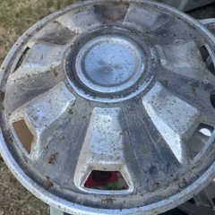 旧車 ホイールキャップ 鉄の画像