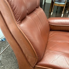 革張りソファ5脚の画像