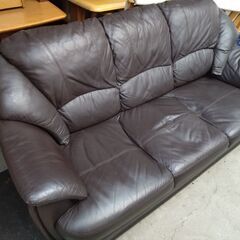 本革製　3人掛けソファー　売ります！の画像