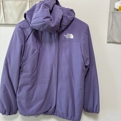 150サイズ　the north face 化繊のジャンバーの画像