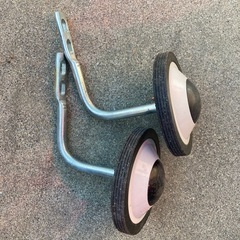 子供用自転車16インチ　補助輪有りの画像