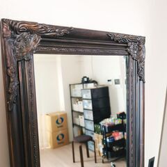 アンティーク調 バロック風 スタンドミラー 輸入 Ashley Furnitureの画像