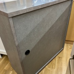 キッチンカウンター ステンレス天板グレー のご紹介です！  の画像