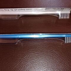 「新品未使用」1列歯ブラシ　2本の画像