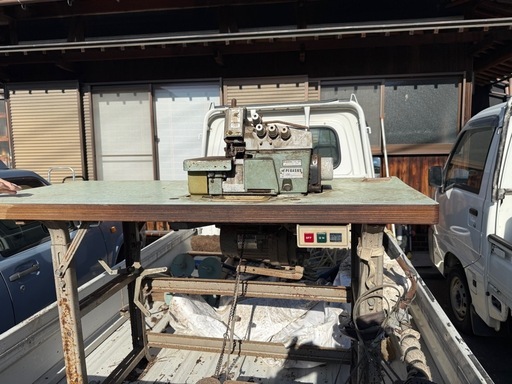 ペガサス ロックミシン 100V