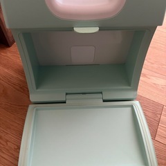 コスメ用　クーラー　冷蔵庫の画像