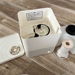 ヤマゼン　加湿器　破損ありの画像