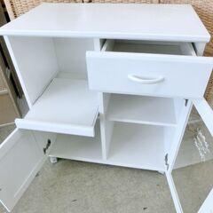 キャスター付き ミドルレンジ台 炊飯台 幅84cm ホワイト レンジボード 食器棚 レンジラック キッチンラック キッチンカウンター キッチン収納 札幌 西区 西野店の画像