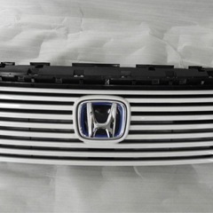 新型ヴェゼル （RV-5）フロントグリルの画像