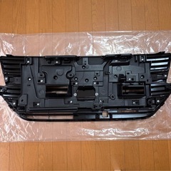 スズキ 新型スペーシアカスタム 純正フロントグリル(新車取り外し)の画像