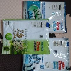 未開封ランニングシャツと、未使用ズボン下になりますの画像