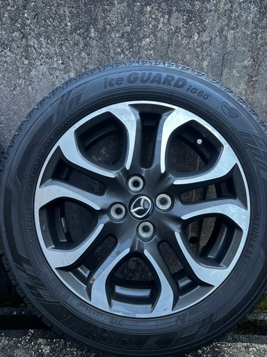 ヨコハマ　スタッドレス　デミオ純正