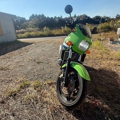 Kawasaki  zrx400
の画像