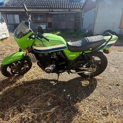 Kawasaki  zrx400
の画像