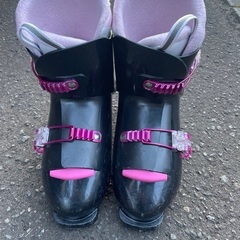 値下げします！早い者勝ちです！24センチ・スキー靴