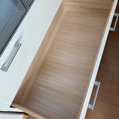 ガラス　ホワイト　収納家具　白　インテリアの画像