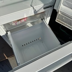 ヤマダ　2022年　156ℓ YRZ-F15Jの画像