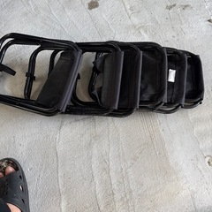 ダイソー小さいイスの画像