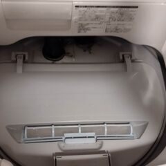 シャープの洗濯乾燥機、5.5kg / Sharp Washer/Dryer, 5.5kgの画像